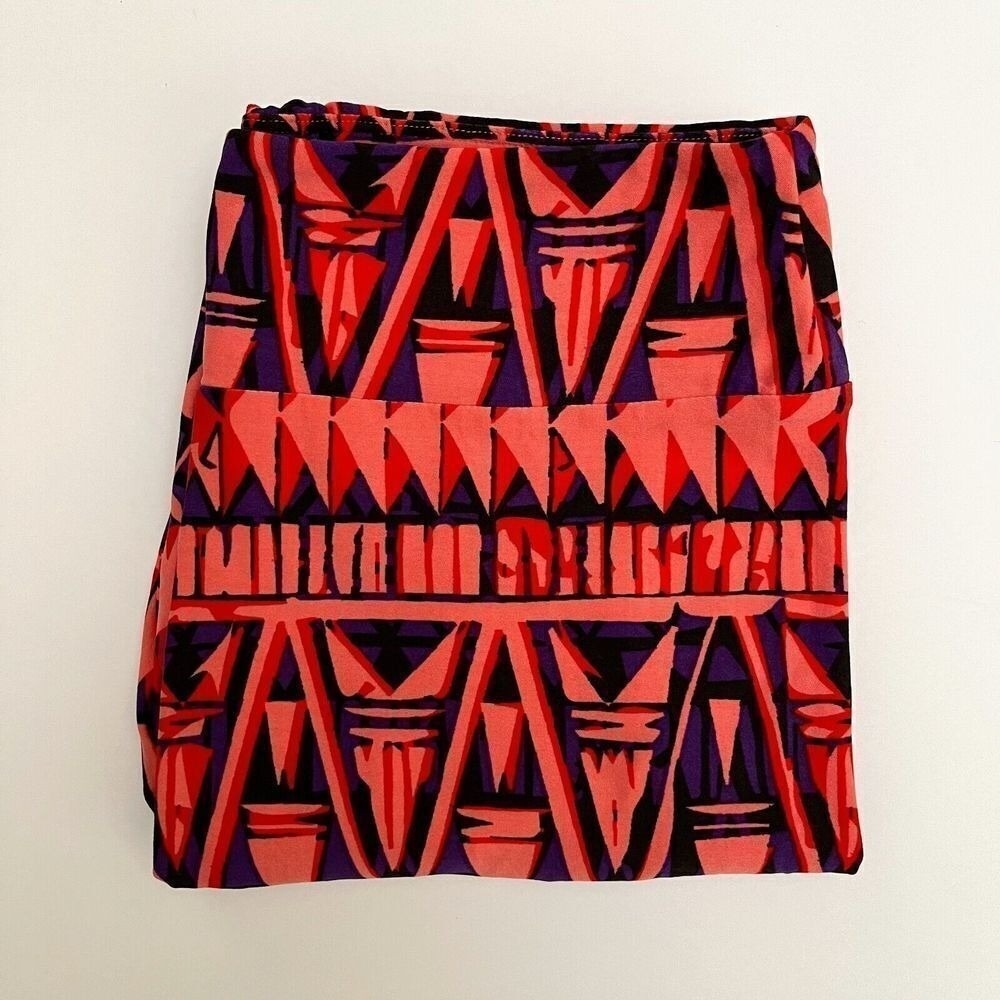 LuLaRoe Red & Purple Geometric Pattern Leggings, Lularoe Patterned Leggings Q9 - Picture 7 of 7